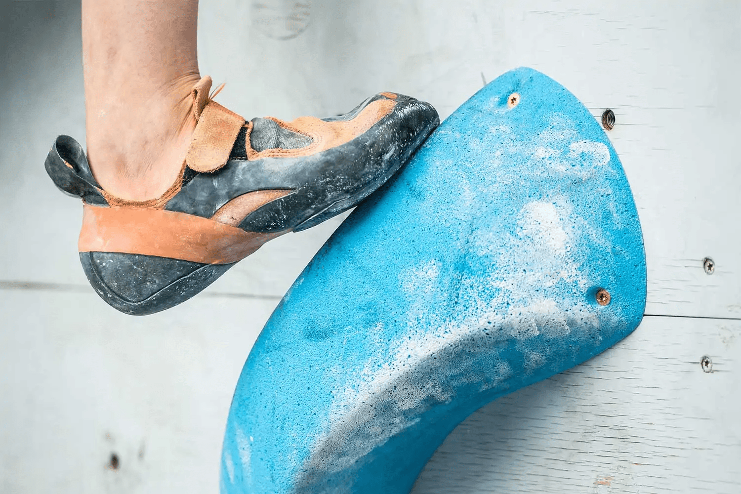 chaussons d'escalade en salle de bloc