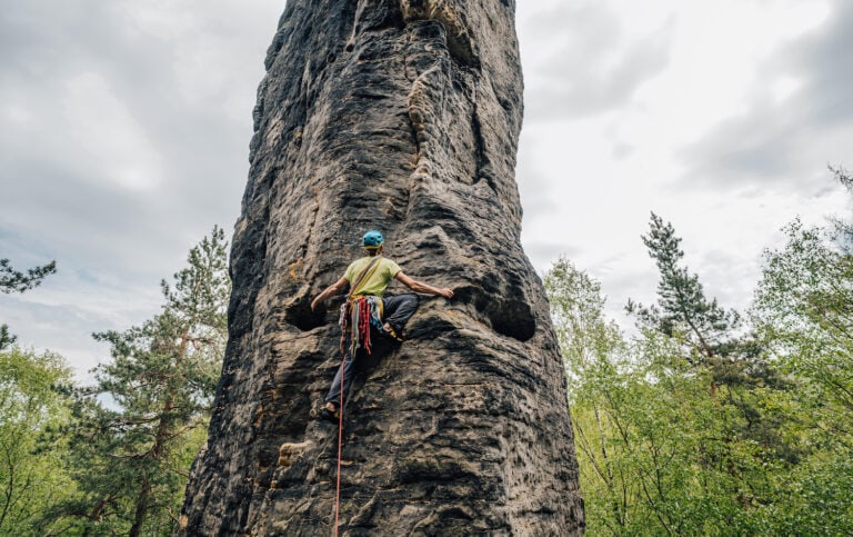 Trad vs. Sport Climbing: 5 Major Differences to Consider