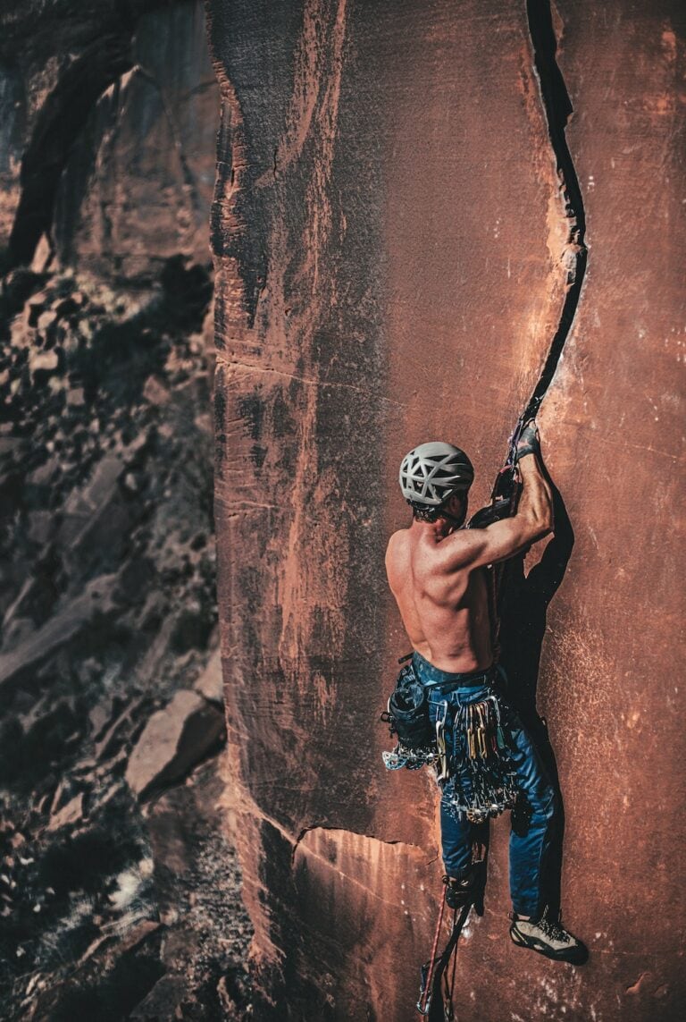 Trad Climbing 101: Here’s How You Get Started