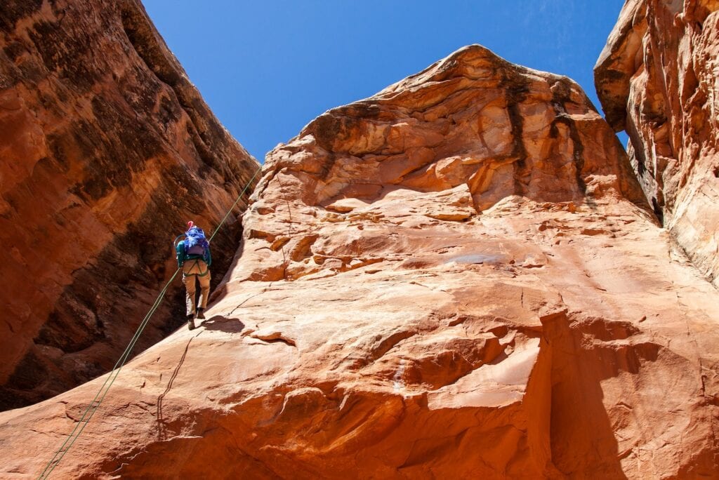 how to rappel: rappelling steps