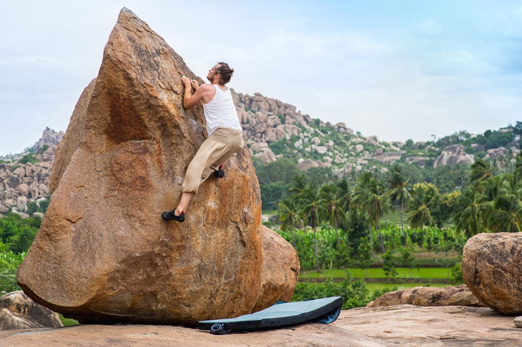 outdoor bouldering with crash pad