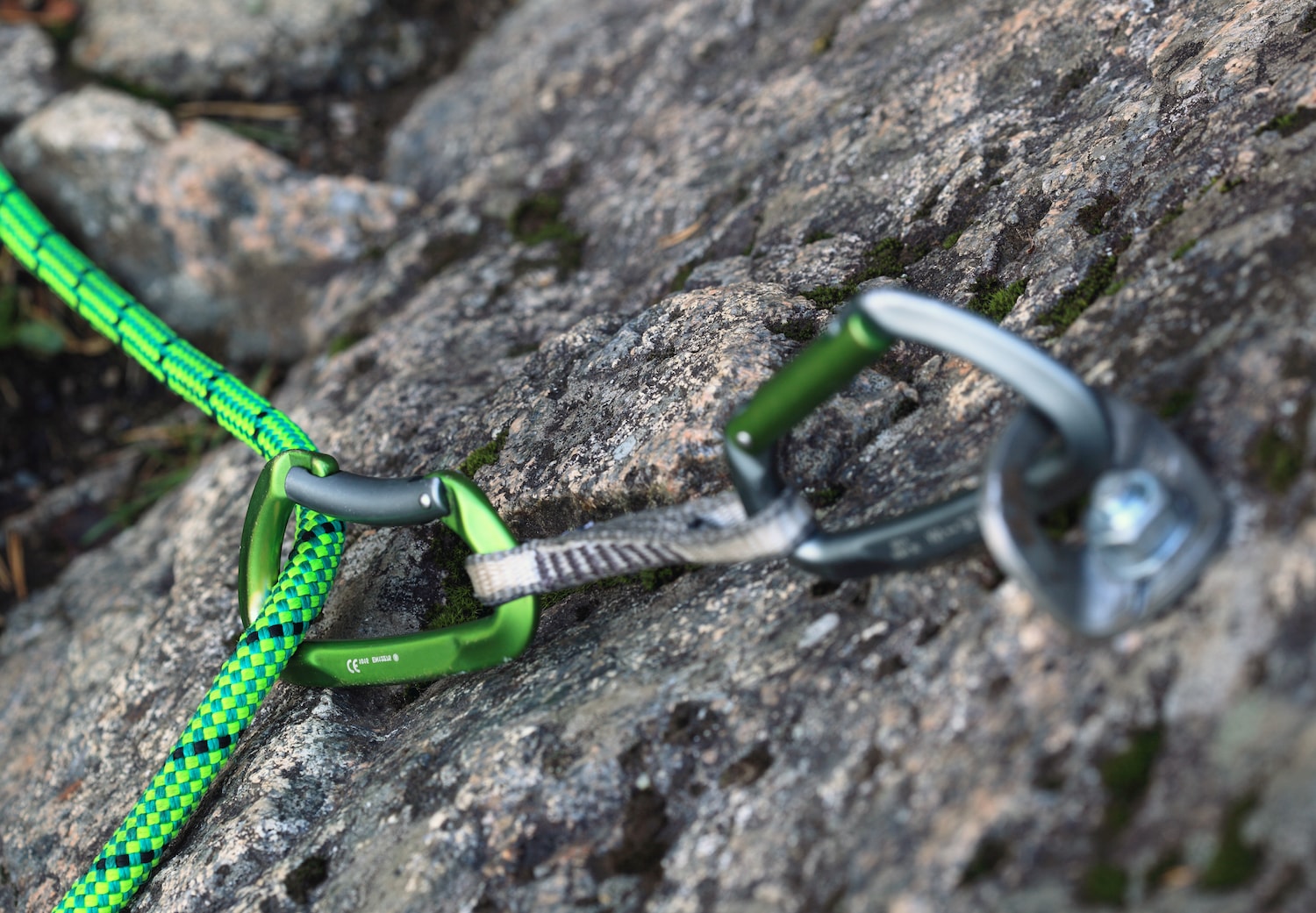 Lead Climbing Basics What Is It and How to Do It (2024)