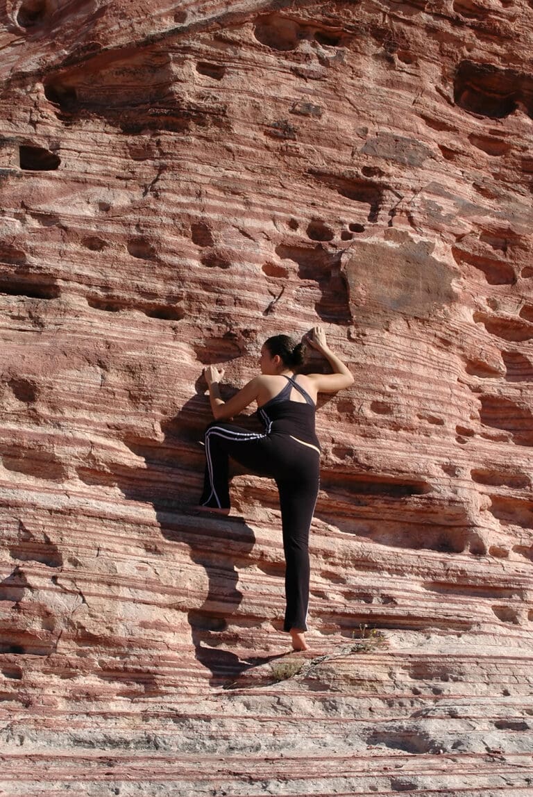 Red Rock Climbing Definitive Guide with Areas and Routes (2023)