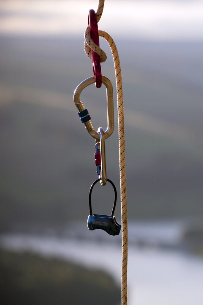 HMS pear-shaped carabiner and belay device