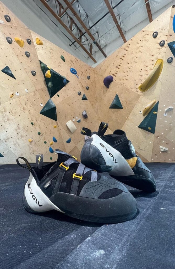 Shaman Pro evolv shoes in an indoor gym
