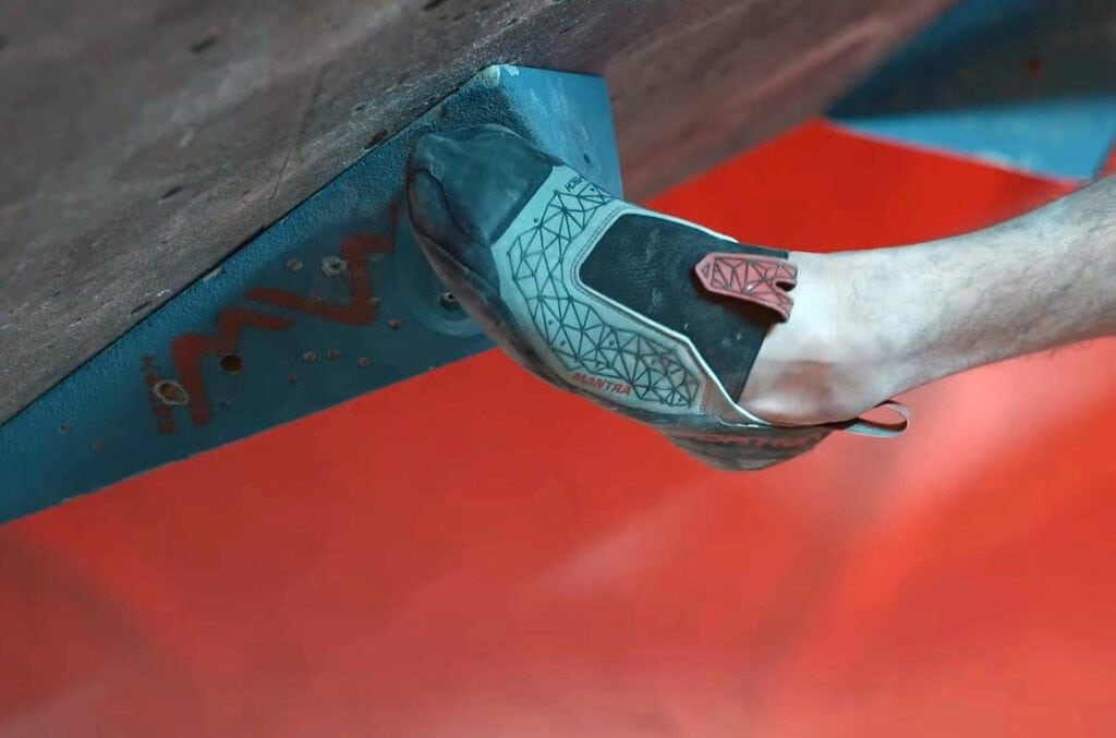La Sportiva Mantras are great for toe hooks in the gym