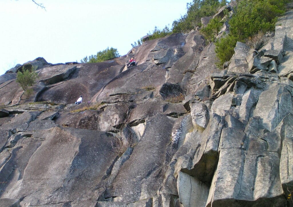 climbing belay Washington crag