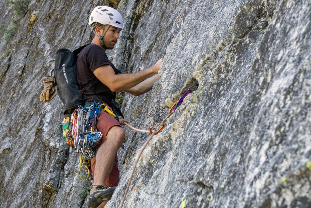 multi pitch climber on Five Finger Discount route